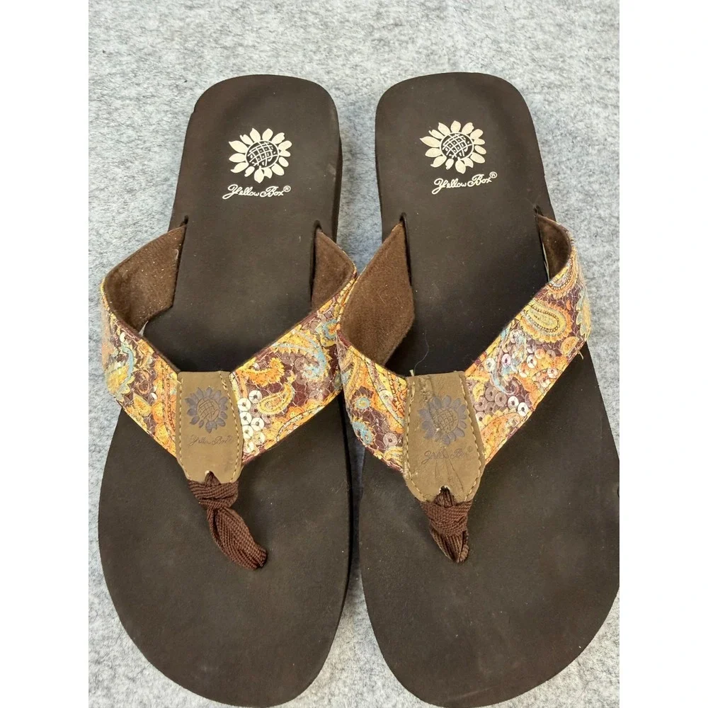 Yellow Box Kaden Multicolored Paisley Pattern Flip Flops Women Size 9 - Picture 2 of 5